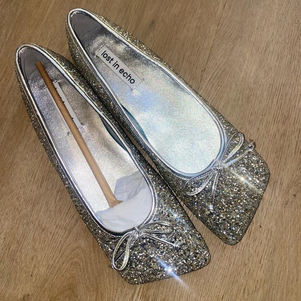 Brand New Lost In Echo SHINY SILVER SQUARE TOE BOW BALLET SHOES Size 38